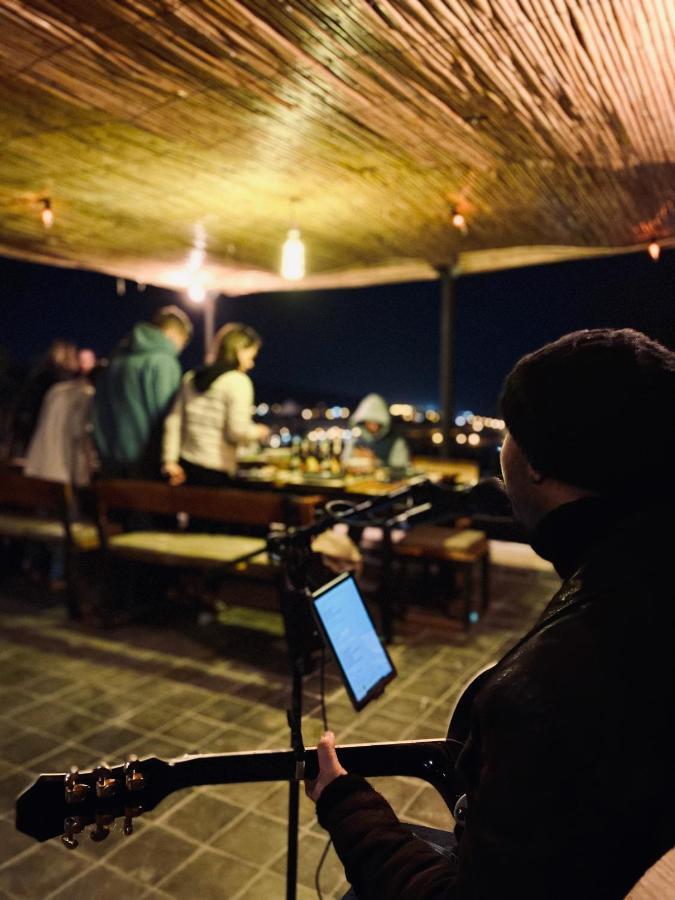 Atlas Wonders Coworking Surf Camp 塔哈佐特 外观 照片