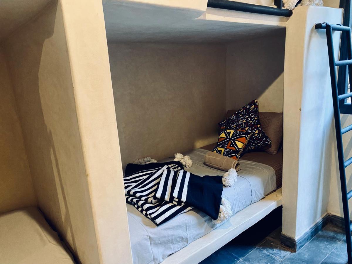 Atlas Wonders Coworking Surf Camp 塔哈佐特 外观 照片